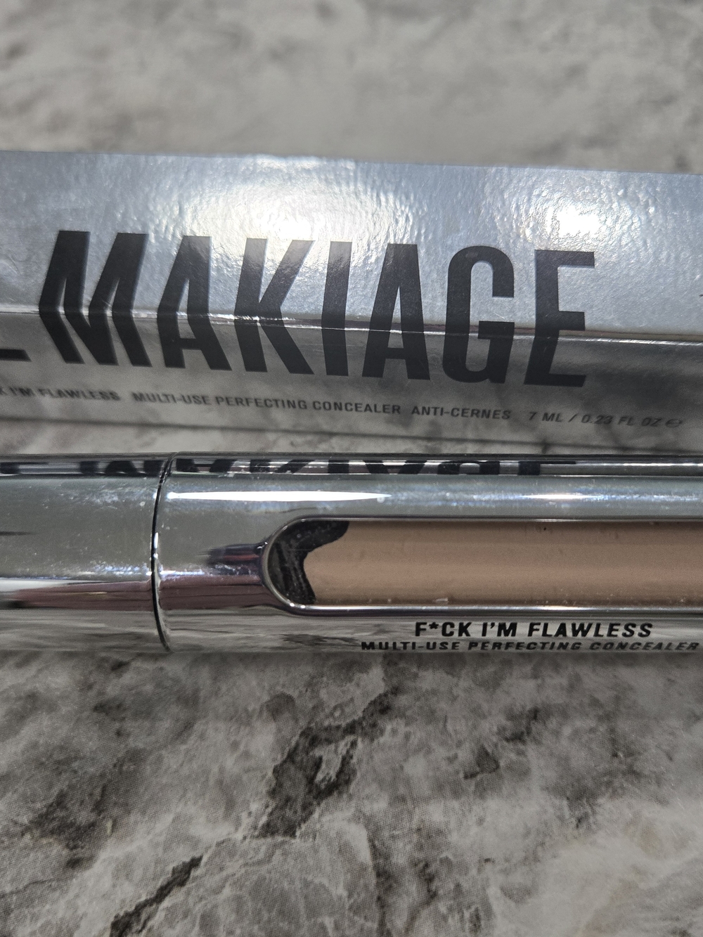 Two IL MAKIAGE Flawless Full-Coverage Concealers - Beige - Picture 5 of 7